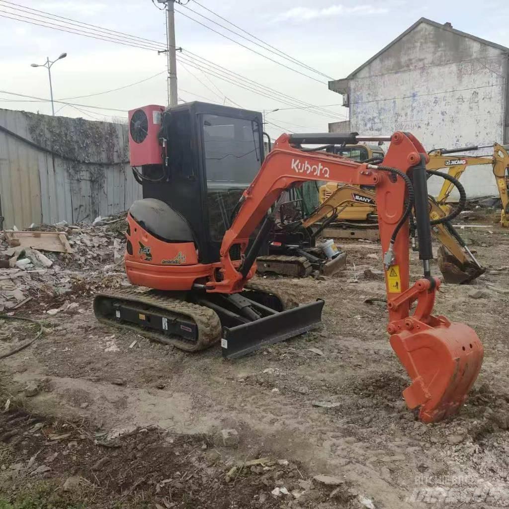 Kubota U 20 Miniexcavadoras