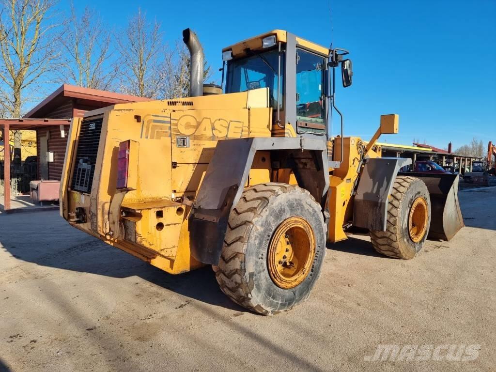 CASE 821 C Cargadoras sobre ruedas