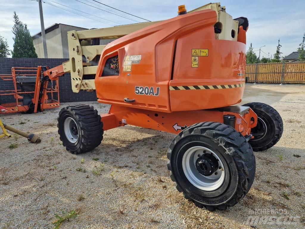 JLG 520AJ Plataformas con brazo de elevación manual