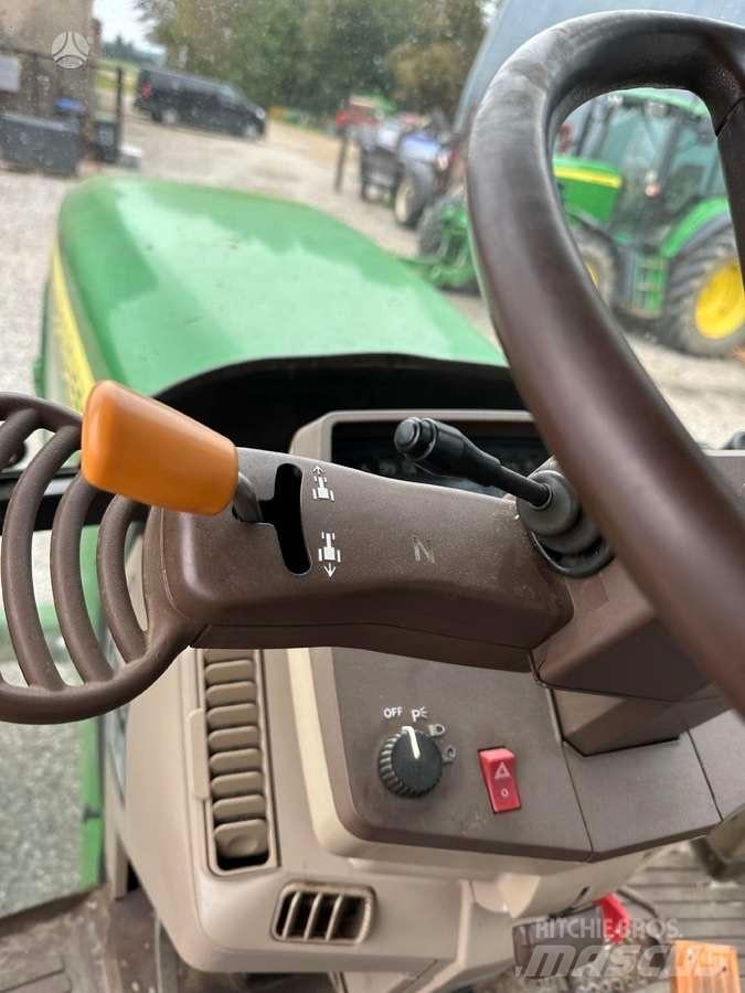 John Deere 6520 Tractores