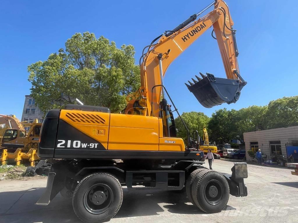 Hyundai 210W-9 Excavadoras de ruedas