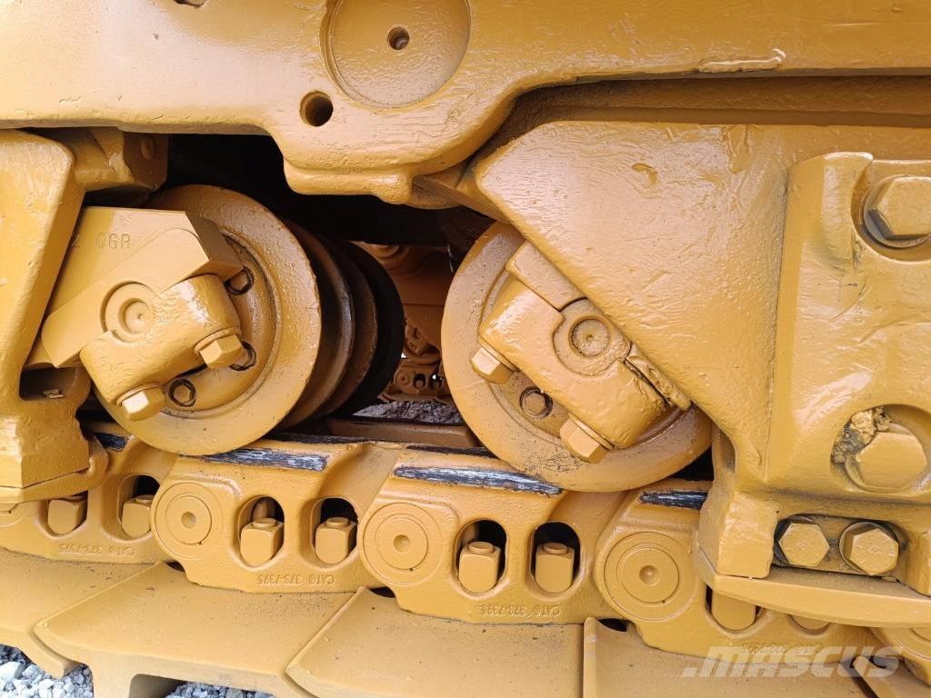 CAT D 10 T Buldozer sobre oruga