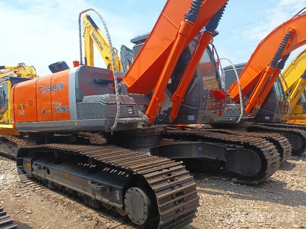 Hitachi ZX 240 Excavadoras sobre orugas