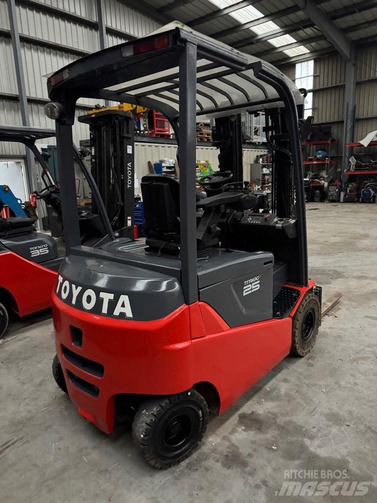 Toyota traiogo 25 Carretillas de horquilla eléctrica