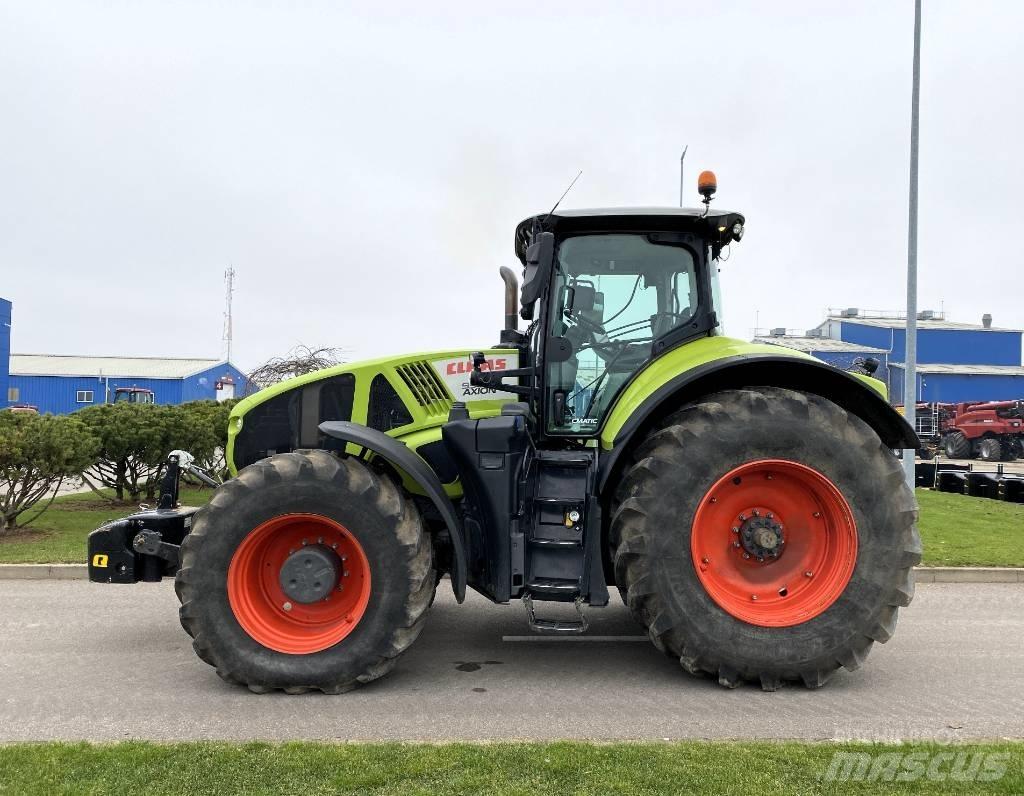 CLAAS Axion 950 Tractores