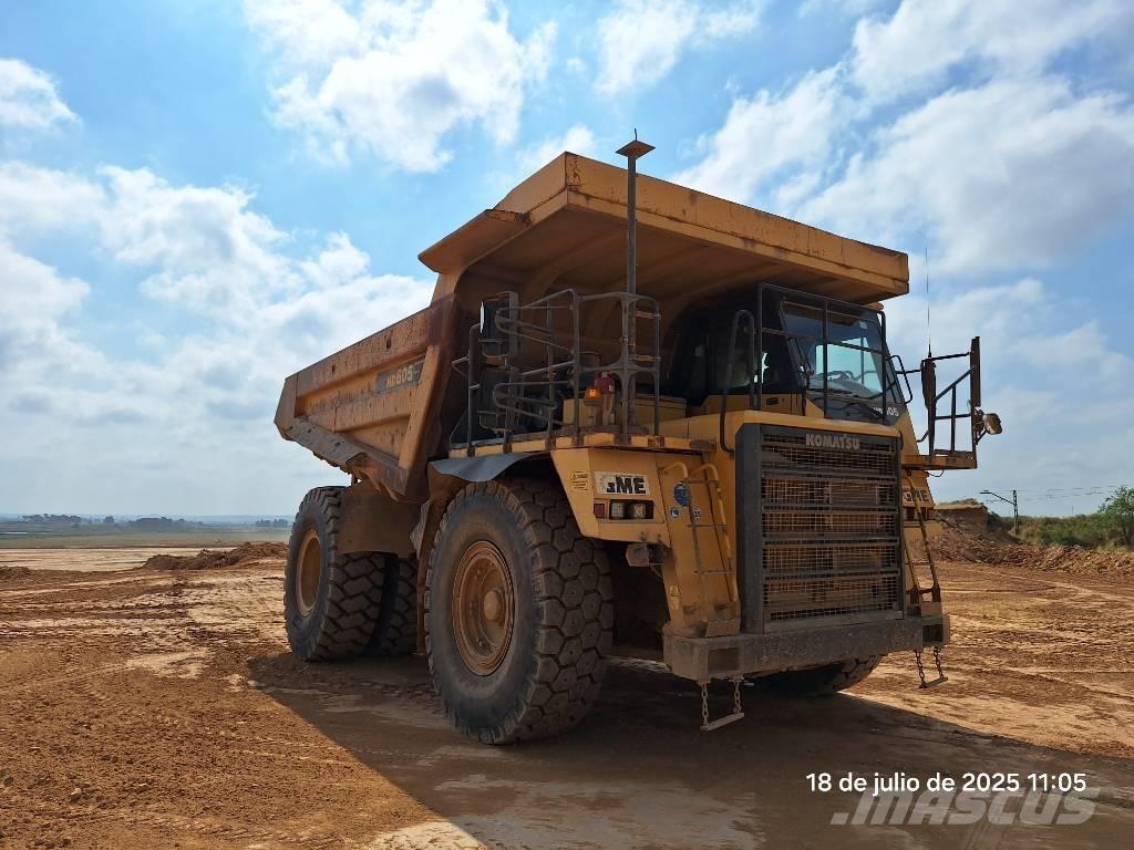 Komatsu HD605-7EO Camiones de volteo rigidos