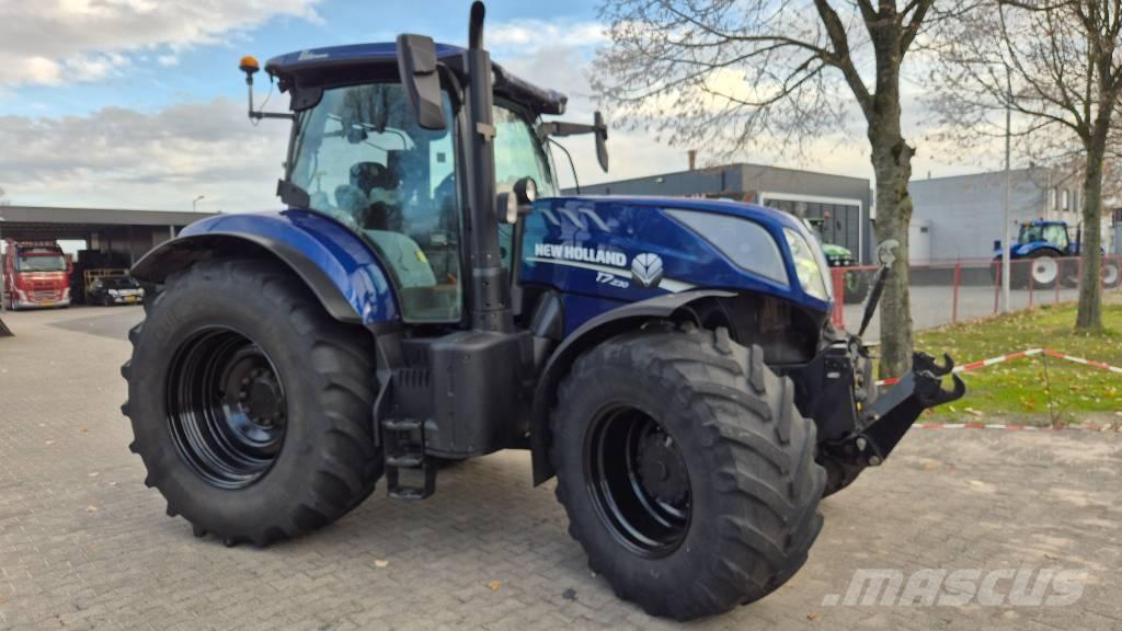 New Holland T 7.230 Tractores