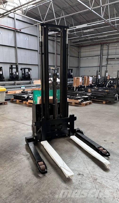 Mitsubishi SBP16N3S Montacargas manual