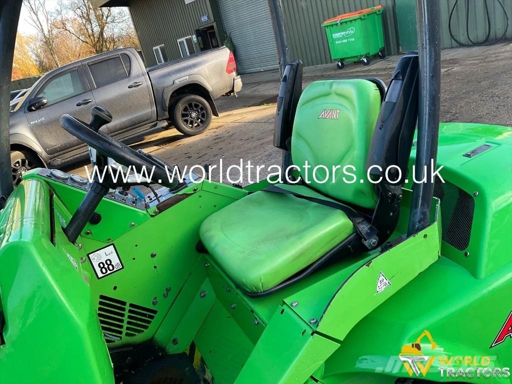 Avant 528 Minicargadoras