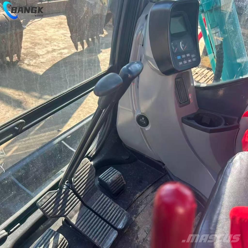 Kobelco SK75-8 Excavadoras sobre orugas