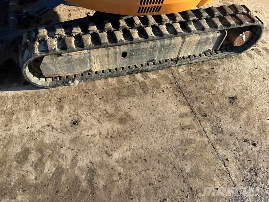 CASE CX 26 B ZTS Miniexcavadoras