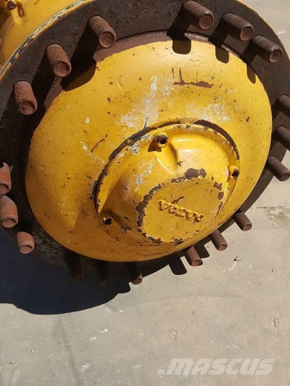 Volvo L120F G H Ejes