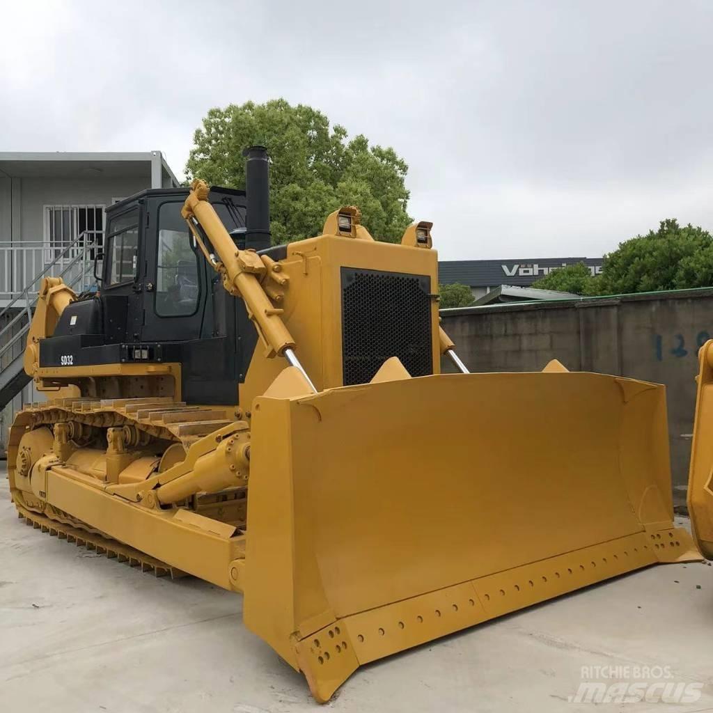 Shantui SD32 Buldozer sobre oruga