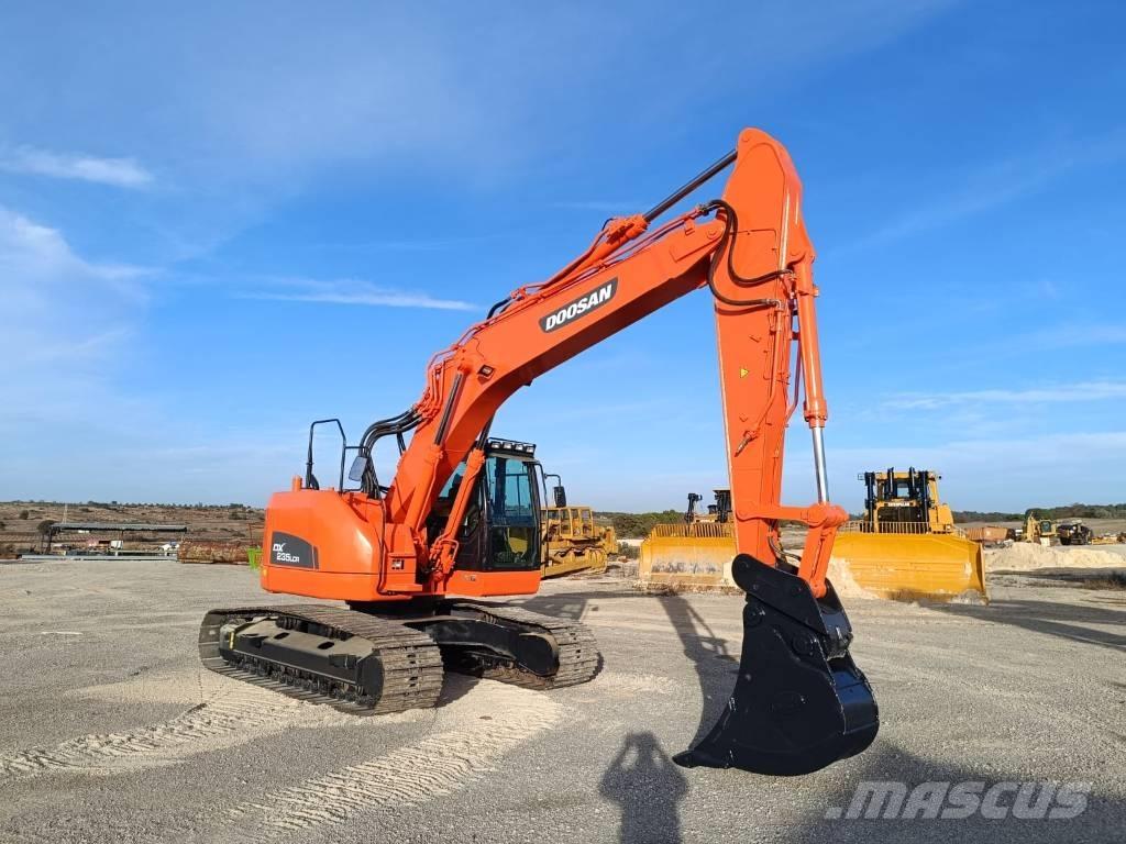 Doosan DX 235 LCR Excavadoras sobre orugas