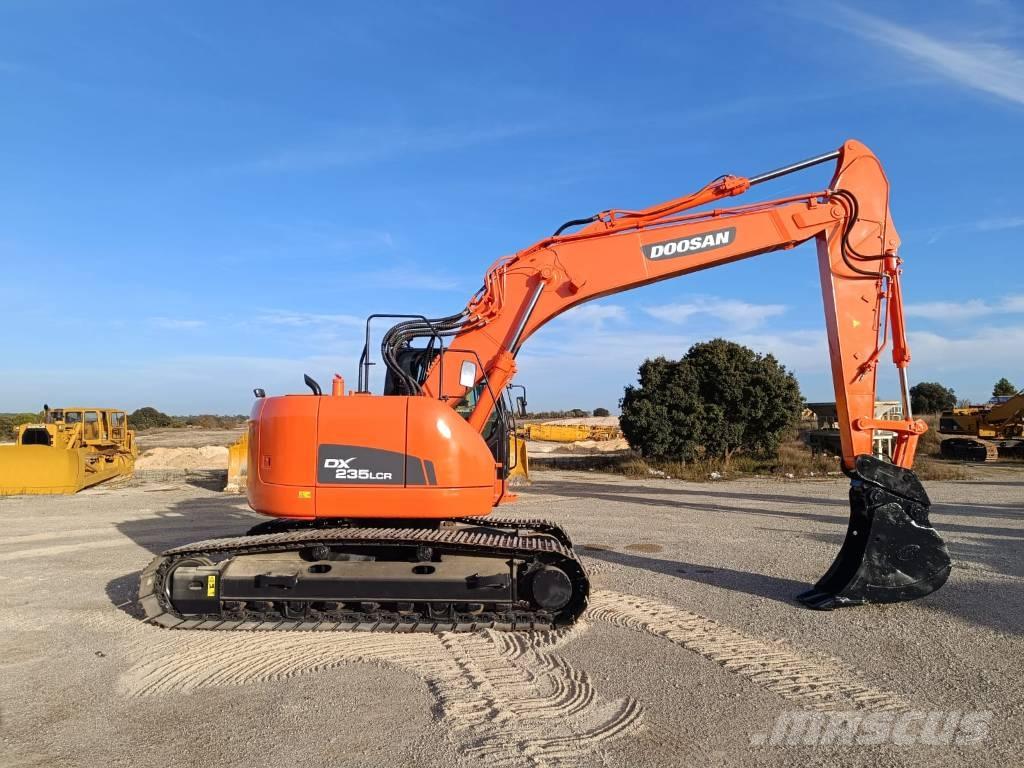 Doosan DX 235 LCR Excavadoras sobre orugas