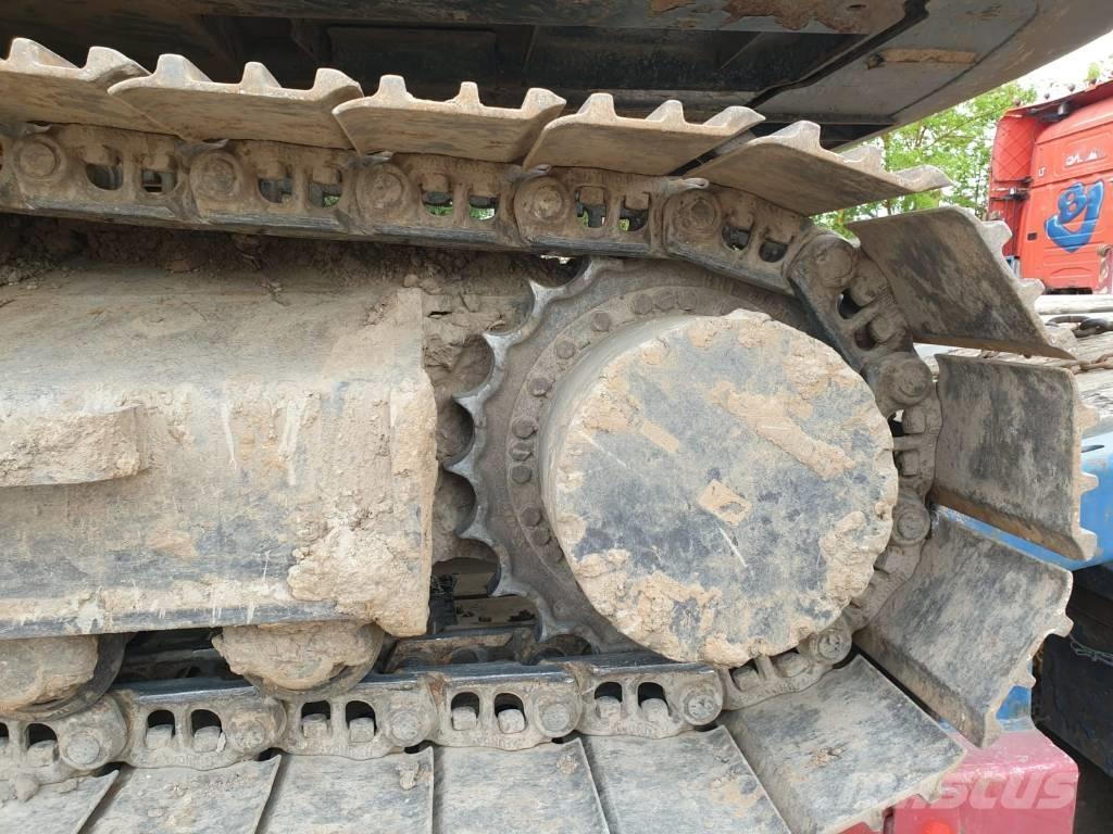 Hyundai HX 220 L Excavadoras sobre orugas