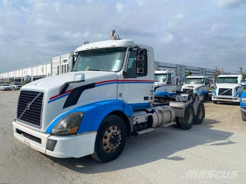 Volvo VNL Camiones tractor