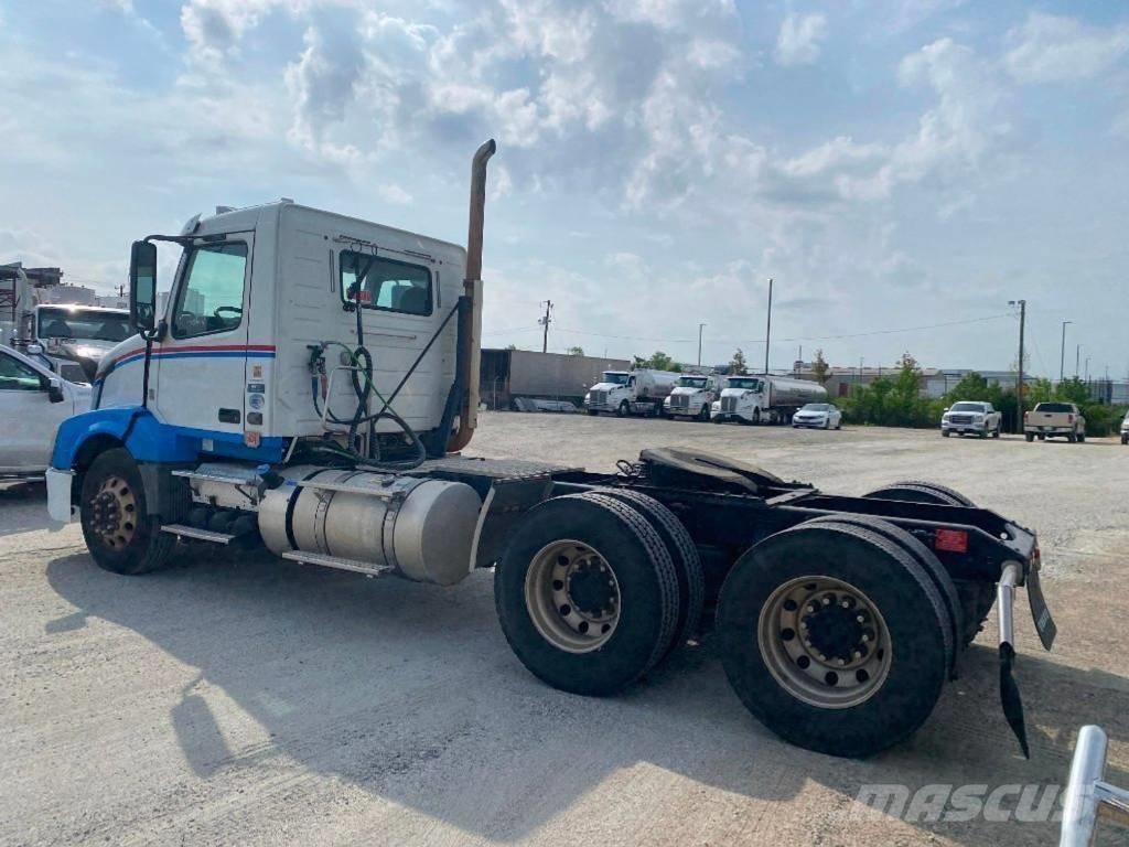 Volvo VNL Camiones tractor
