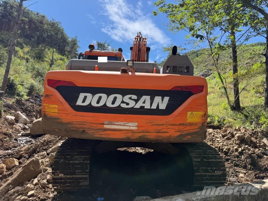 Doosan DX 220 LC-9 Excavadoras sobre orugas
