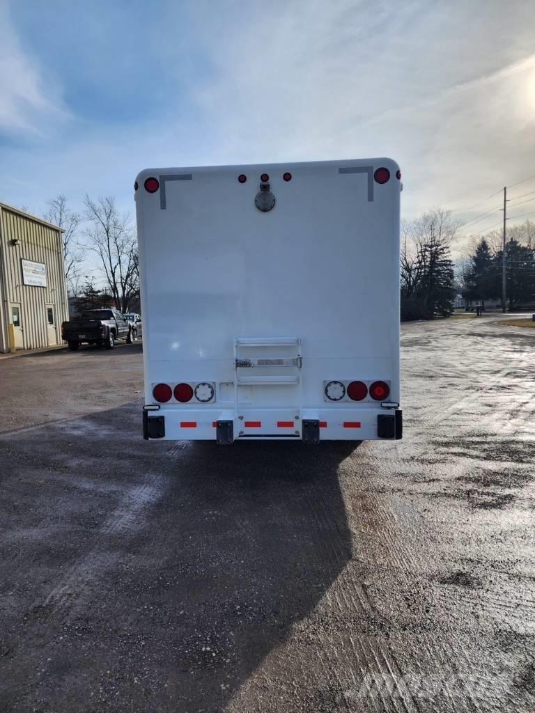 Freightliner M2 Camiones de reparto de bebidas