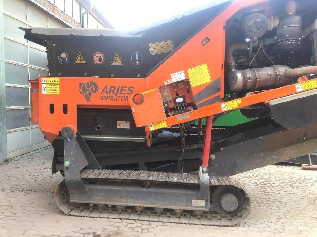Arjes Impaktor 250 Trituradoras móviles