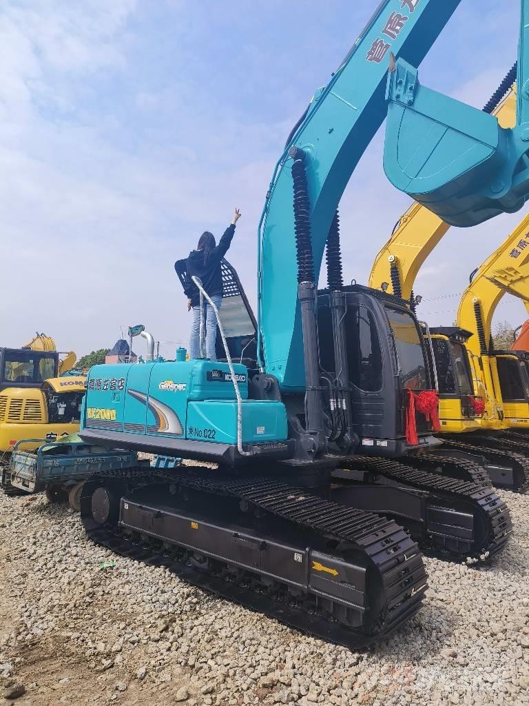 Kobelco SK 200 Excavadoras sobre orugas