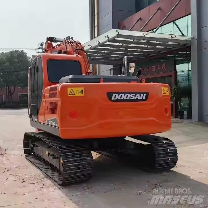 Doosan DX150LC-9C Excavadoras sobre orugas