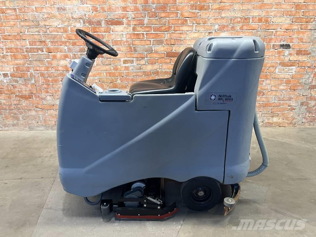 Nilfisk BR 800 S Fregadora