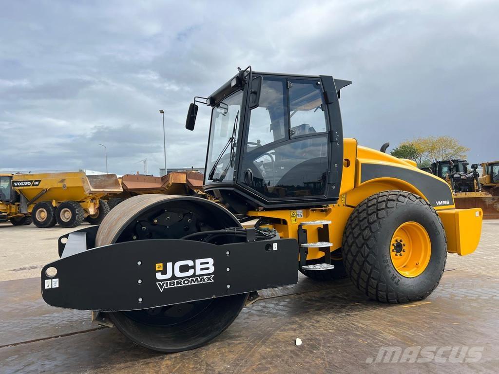 JCB VM166D Rodillos de un solo tambor
