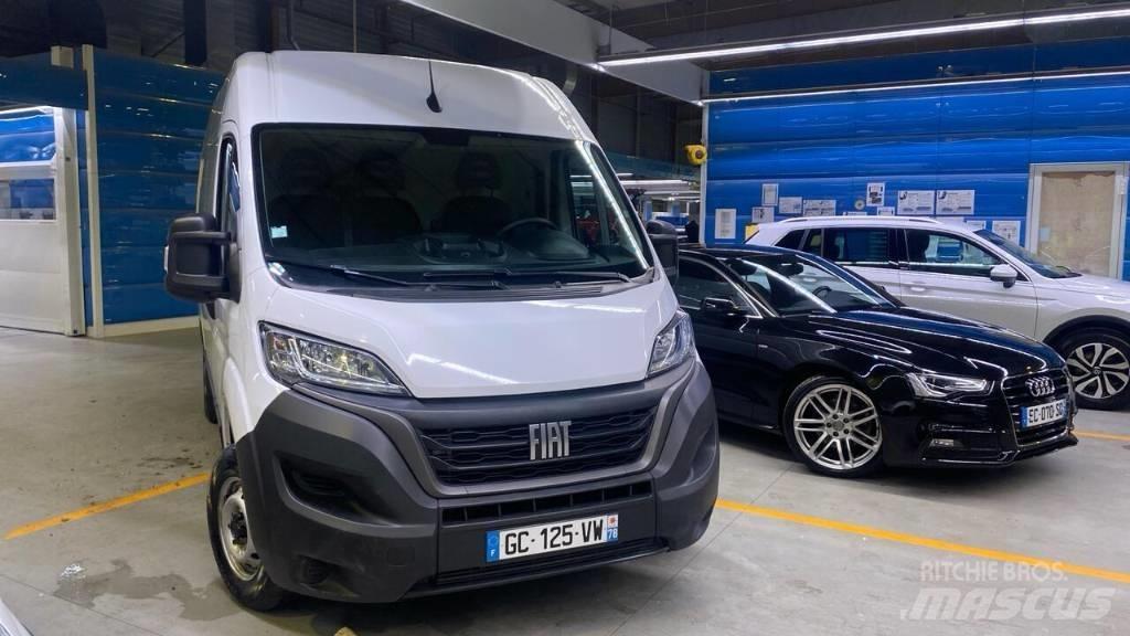 Fiat Ducato 120 Camiones con caja de remolque