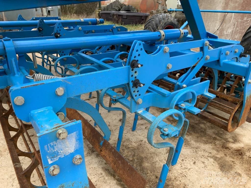 Lemken Kompaktor Perforadoras combinadas