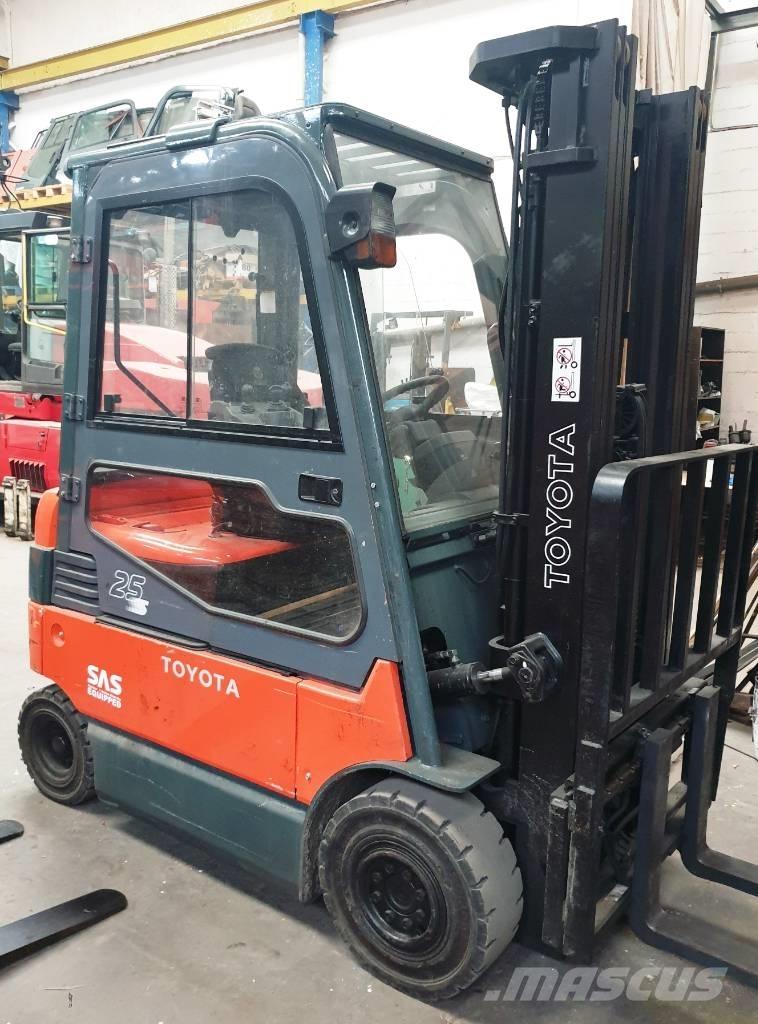 Toyota 7 FBMF 25 Carretillas de horquilla eléctrica