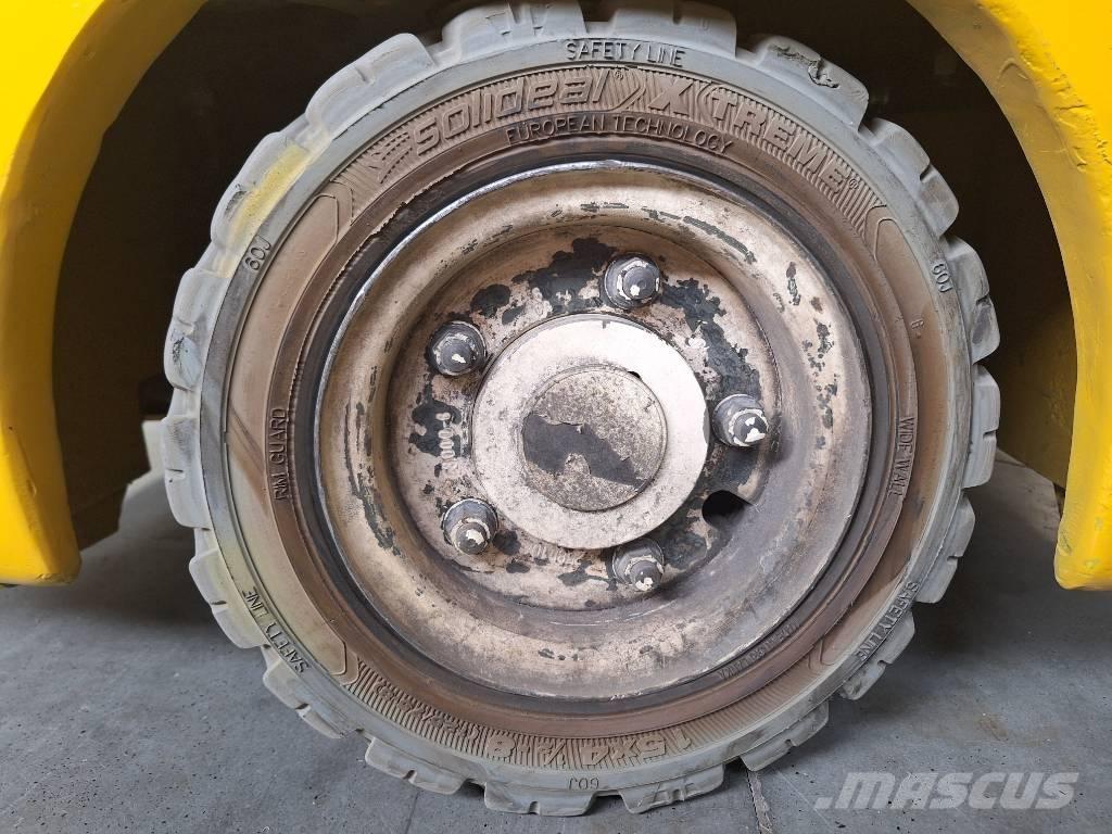 Yale ERP15VT Carretillas de horquilla eléctrica