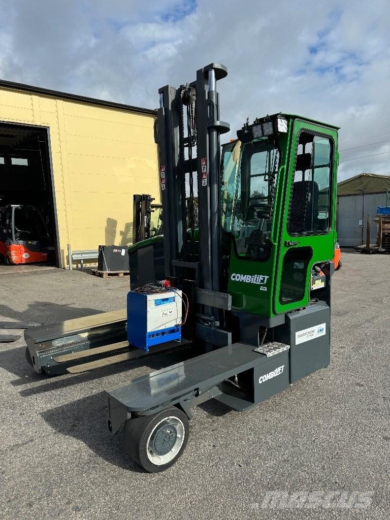 Combilift C4000ET Montacargas de 4 vías