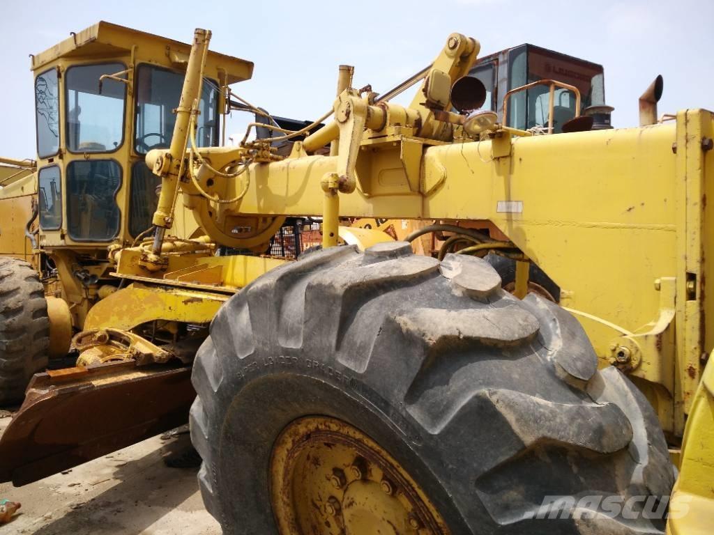 Komatsu GD 705 A-4A Niveladoras