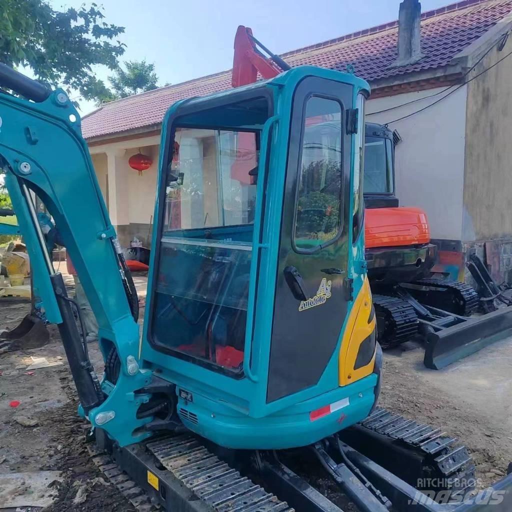 Kubota U 20 Miniexcavadoras