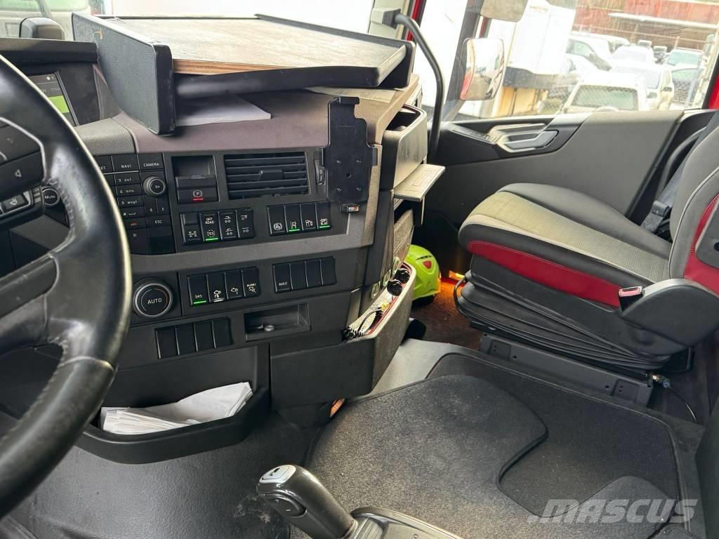 Volvo FH 13 Camiones de volteo para virutas de madera