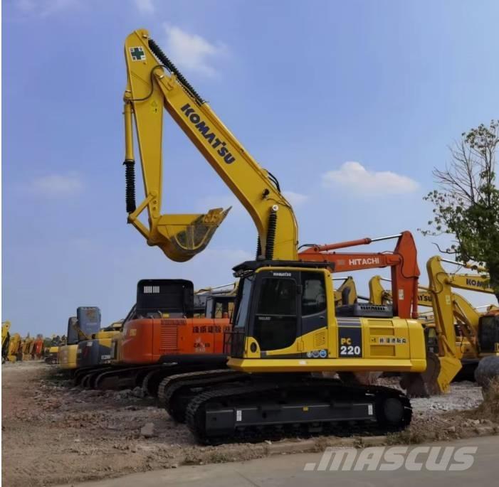 Komatsu PC220-8 Excavadoras sobre orugas