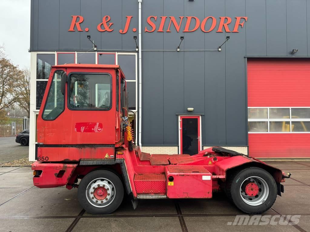 Terberg YT 220 Tractocamiones para terminales