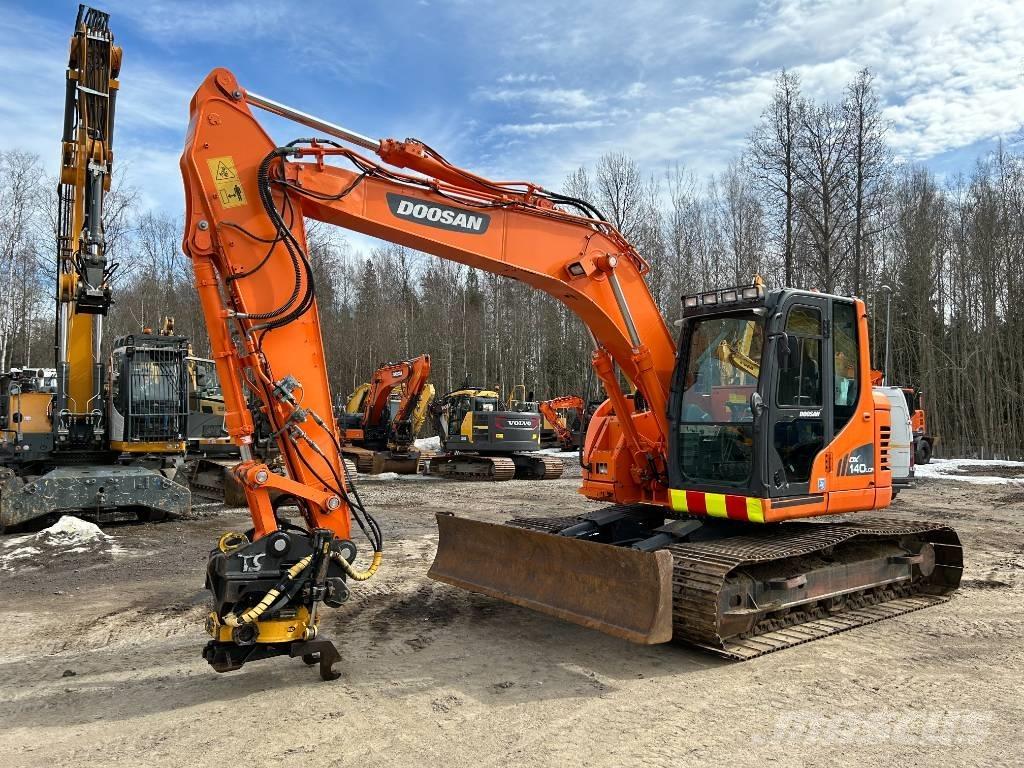 Doosan DX 140 LCR-3 Excavadoras sobre orugas
