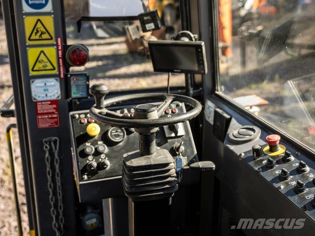 Atlas Copco XE3 C30 Perforadores de túneles y minería subterránea