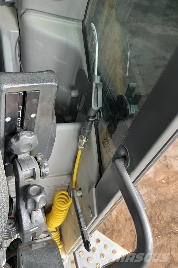 Volvo EC 300 EL Excavadoras sobre orugas