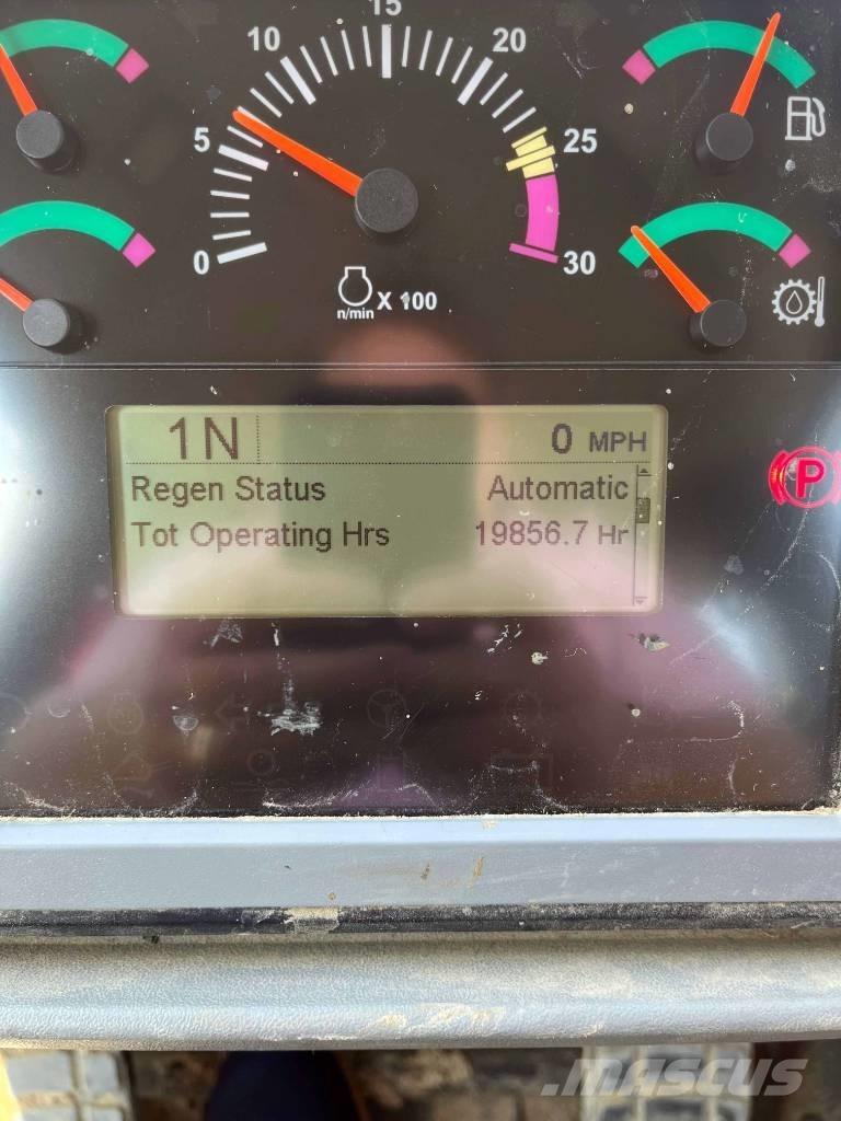 CAT 966 K Cargadoras sobre ruedas