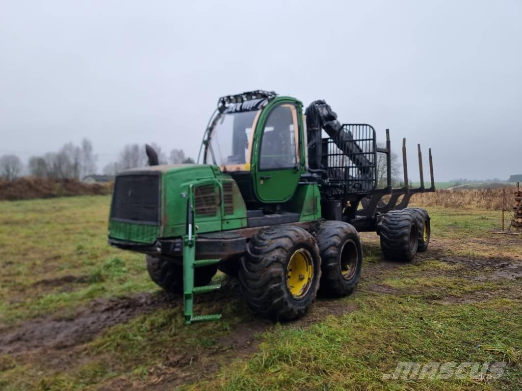 John Deere 1110 E Transportadoras