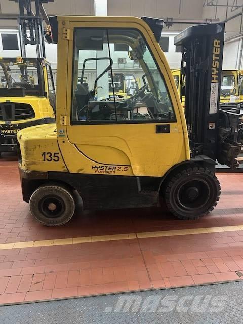 Hyster H2.5FT Camiones diesel