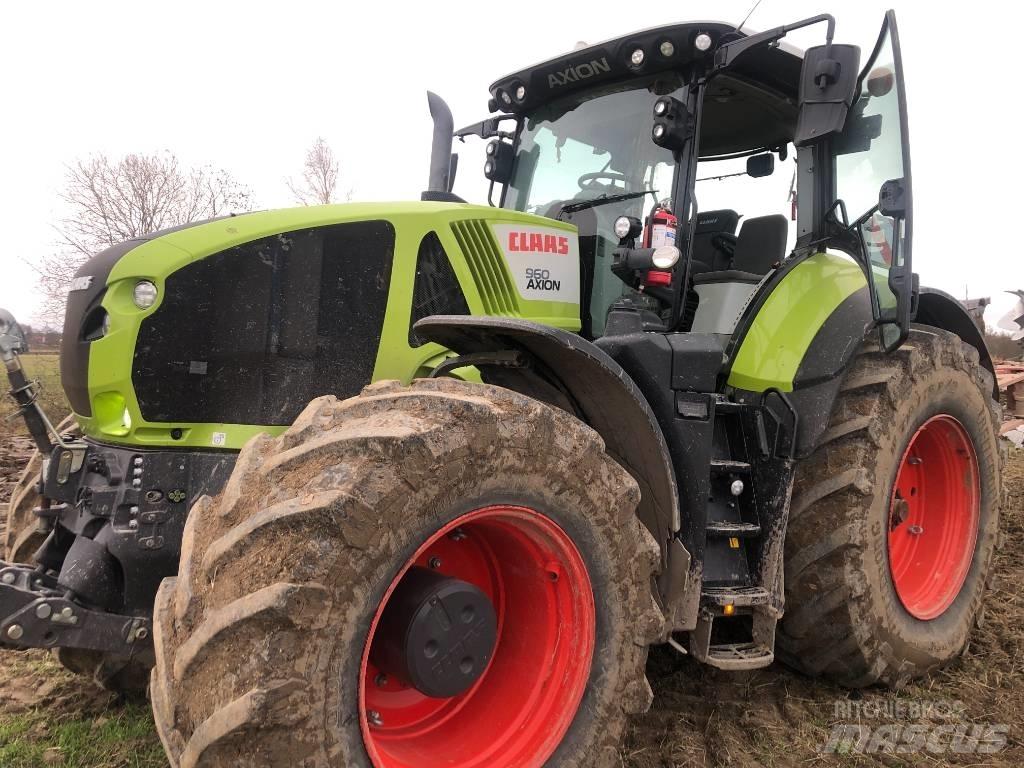 CLAAS 960 Axion Tractores