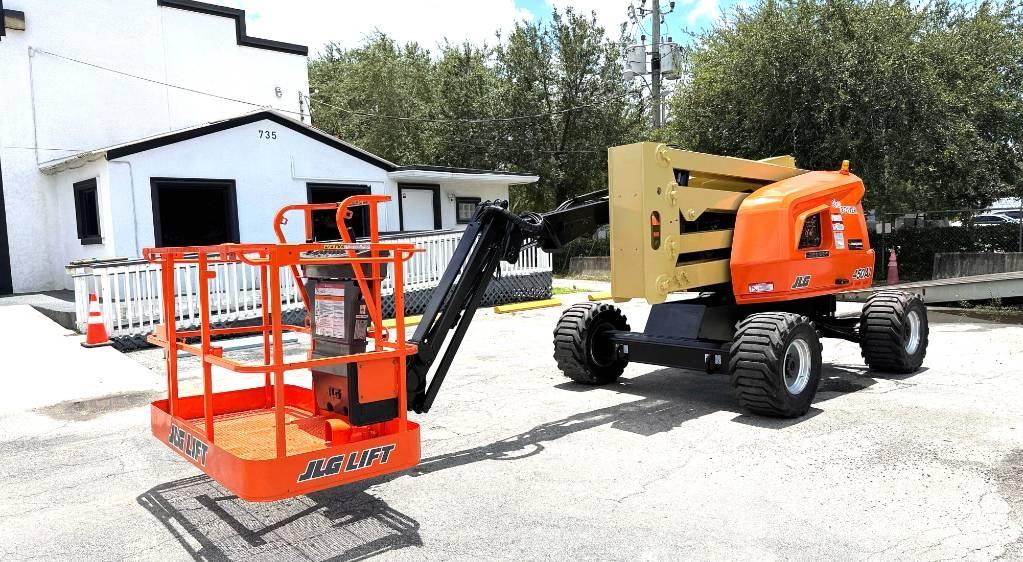 JLG 450 AJ Plataformas con brazo de elevación manual