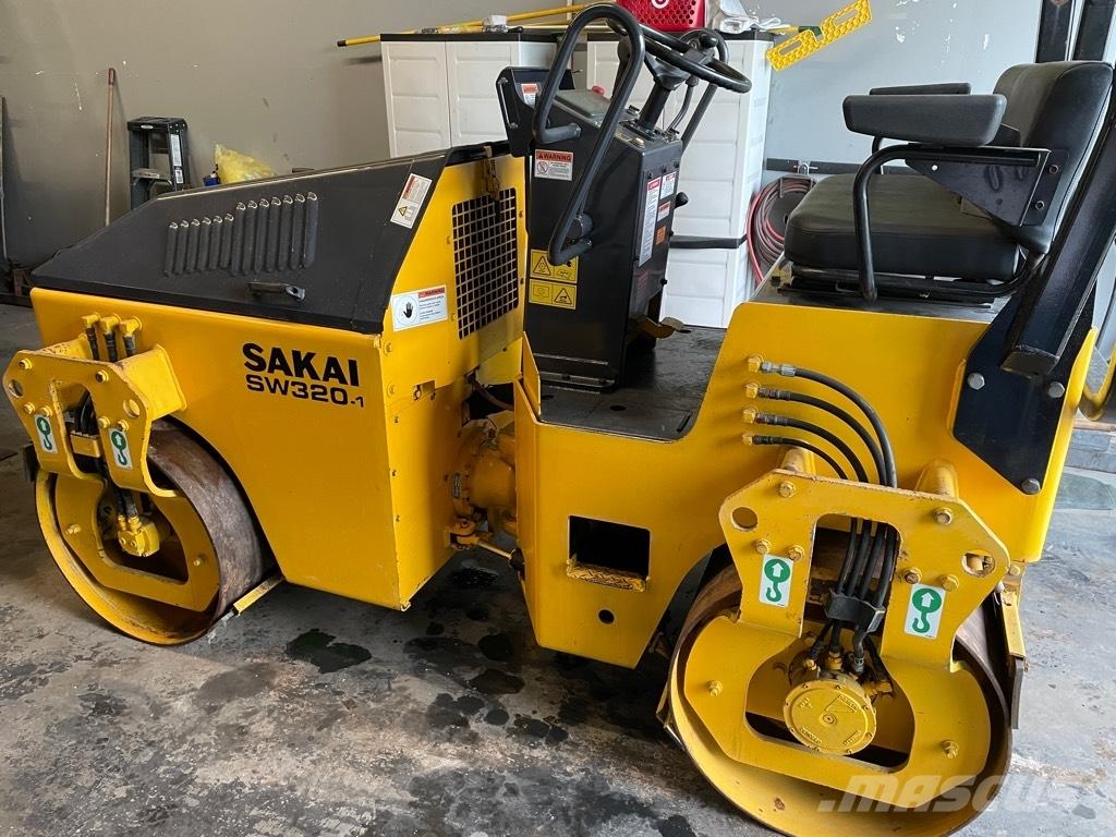 Sakai SW 320-1 Rodillos de doble tambor