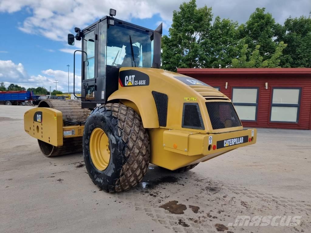 CAT CS 683 E Rodillos de un solo tambor