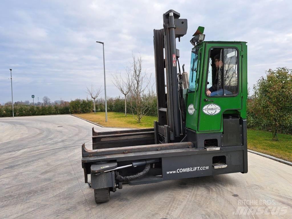 Combilift C 8000 Montacargas de 4 vías